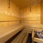 Waterlane Spa&wellness, Pool By Renters Appartement