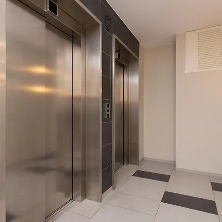 Waterlane Spa&wellness, Pool By Renters Apartment Danzig